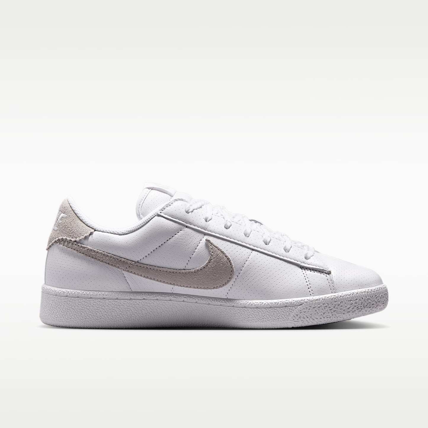 Nike Tennis Classic Damenschuh – Weiß/Summit White