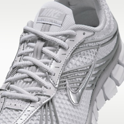 Nike Zoom Skylon 11 Damenschuh – Weiß/Grey Fog/Metallic Silver