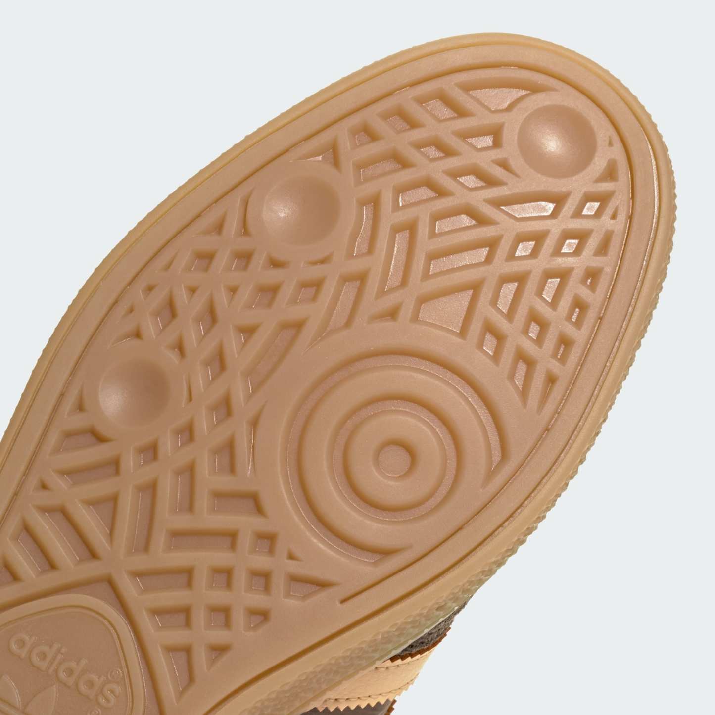 HANDBALL SPEZIAL SCHUH – Earth Strata / Pulse Amber / Gum – KK2692