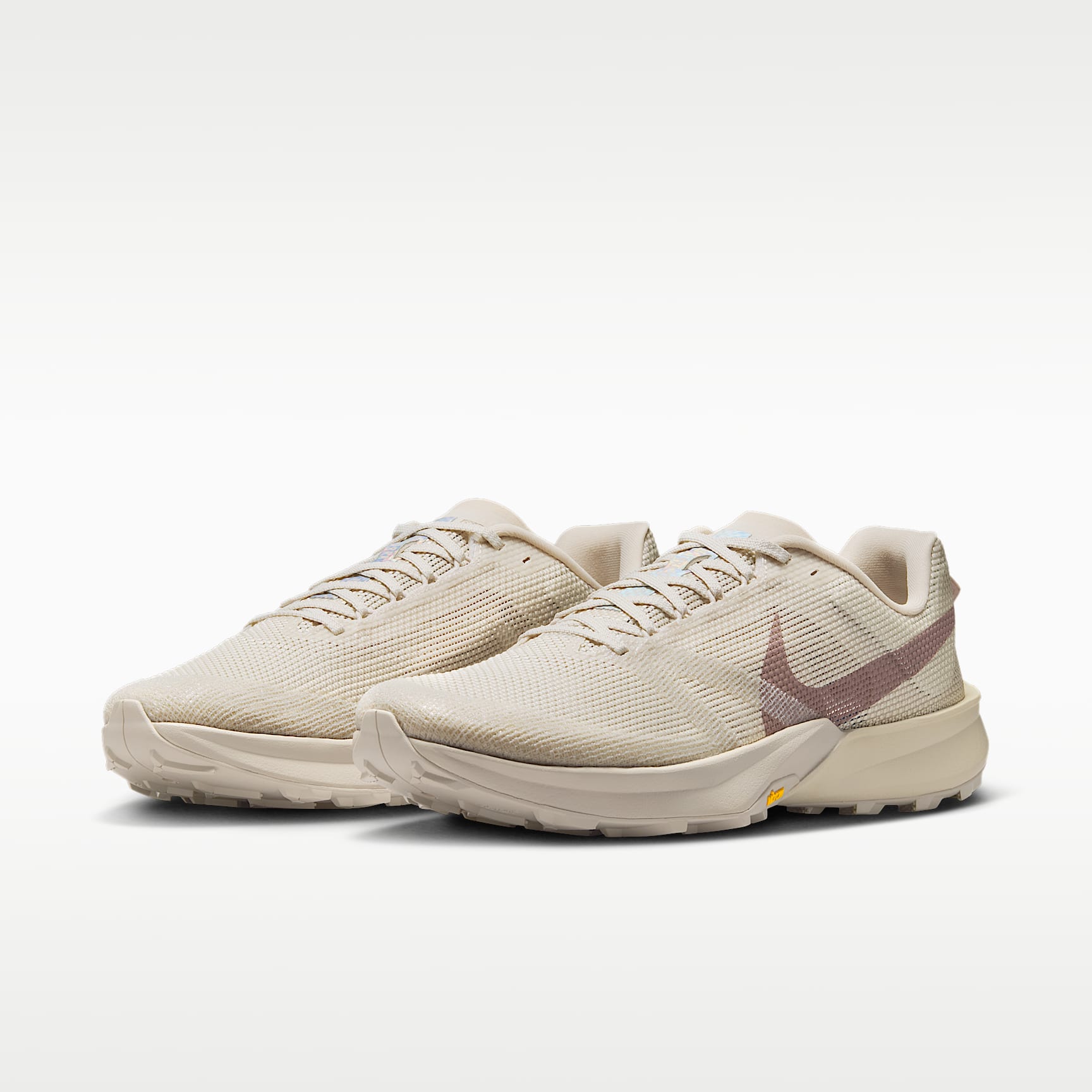 Nike Kiger 10 Traillaufschuh – Light Orewood Brown/Cream II/Safety Orange/Diffused Taupe