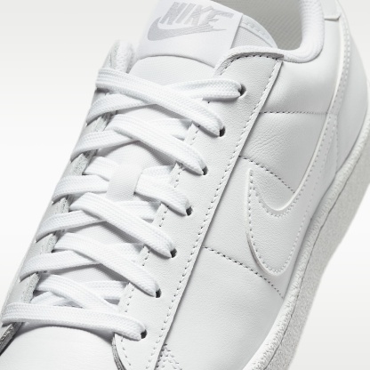 Nike Tennis Classic Damenschuh – Weiß/Weiß
