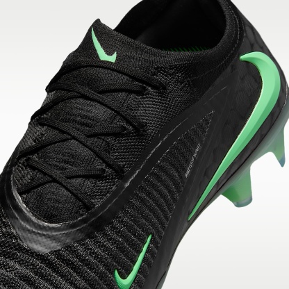 Nike Phantom 6 Low Elite Fußballschuh für normalen Rasen – Schwarz/Schwarz/Illusion Green