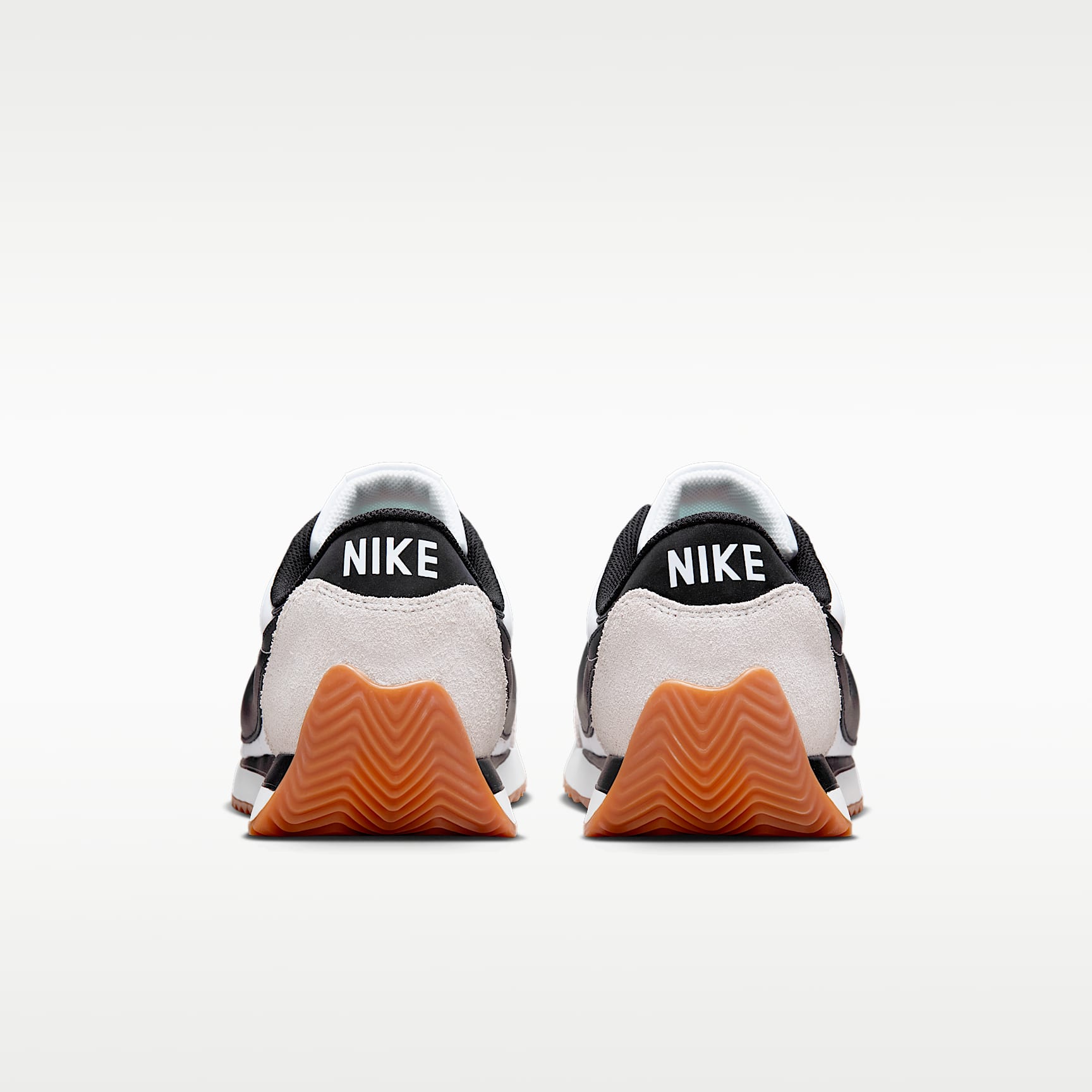 Nike Pacific Schuh (Herren) – Weiß/Platinum Tint/Gum Light Brown/Schwarz