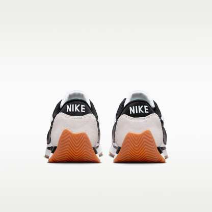 Nike Pacific Schuh (Herren) – Weiß/Platinum Tint/Gum Light Brown/Schwarz