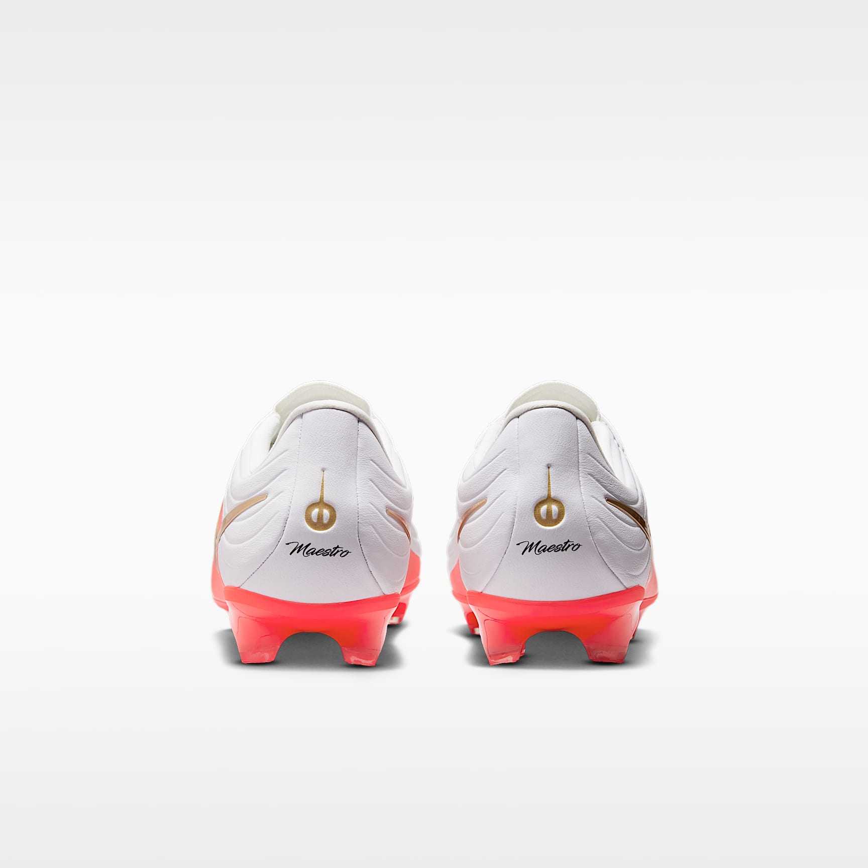 Nike Tiempo Maestro Academy Low Top Fußballschuh für verschiedene Böden – Weiß/Bright Crimson/Blur