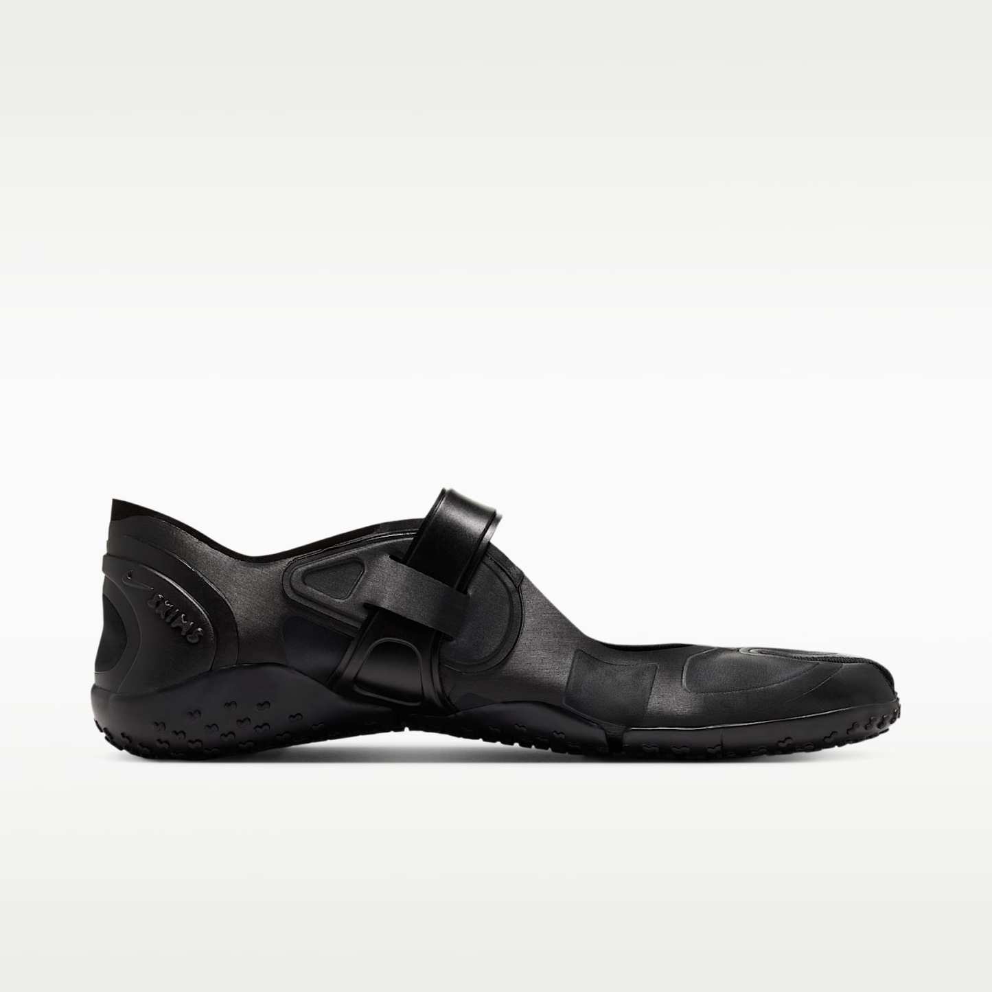 NikeSKIMS Rift Satin Schuh (Damen) – Schwarz/Schwarz/Schwarz