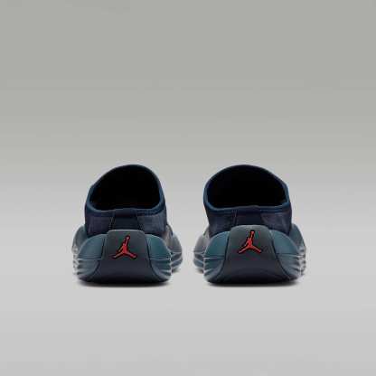 Jordan Future Mules (Herren) – Dark Obsidian/Blue Fox/Picante Red