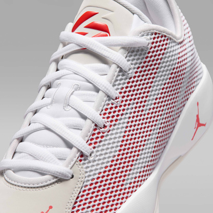 Luka 77 Basketballschuh – Weiß/Swan/Picante Red