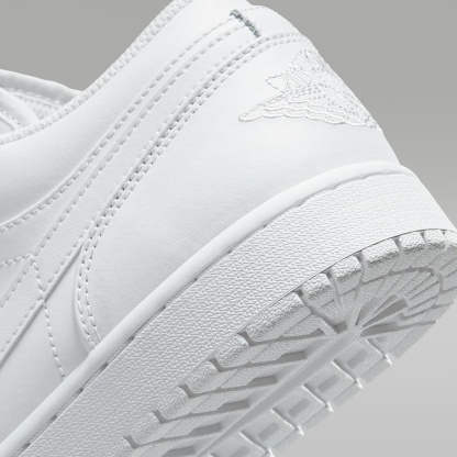 Air Jordan 1 Low Herrenschuh – Weiß/Weiß/Weiß