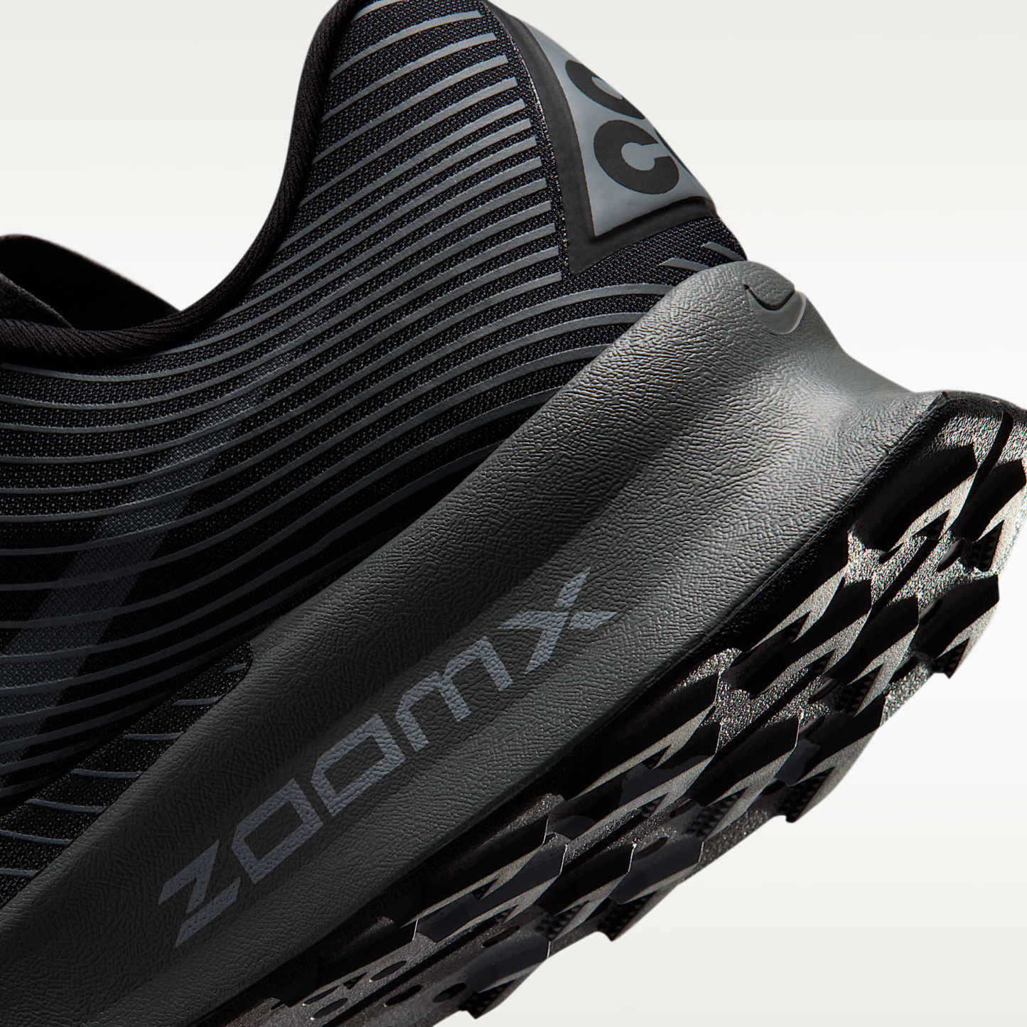 Nike ACG Ultrafly Traillaufschuhe für Wettkämpfe – Schwarz/Photon Dust/Photon Dust