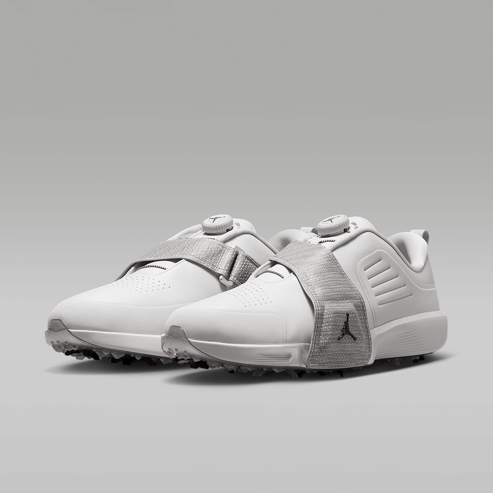 Jordan Air Rev Golfschuh – Neutral Grey/Metallic Silver/Schwarz