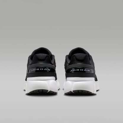 Jordan Trunner Flow Schuhe (Herren) – Schwarz/Anthracite/Weiß