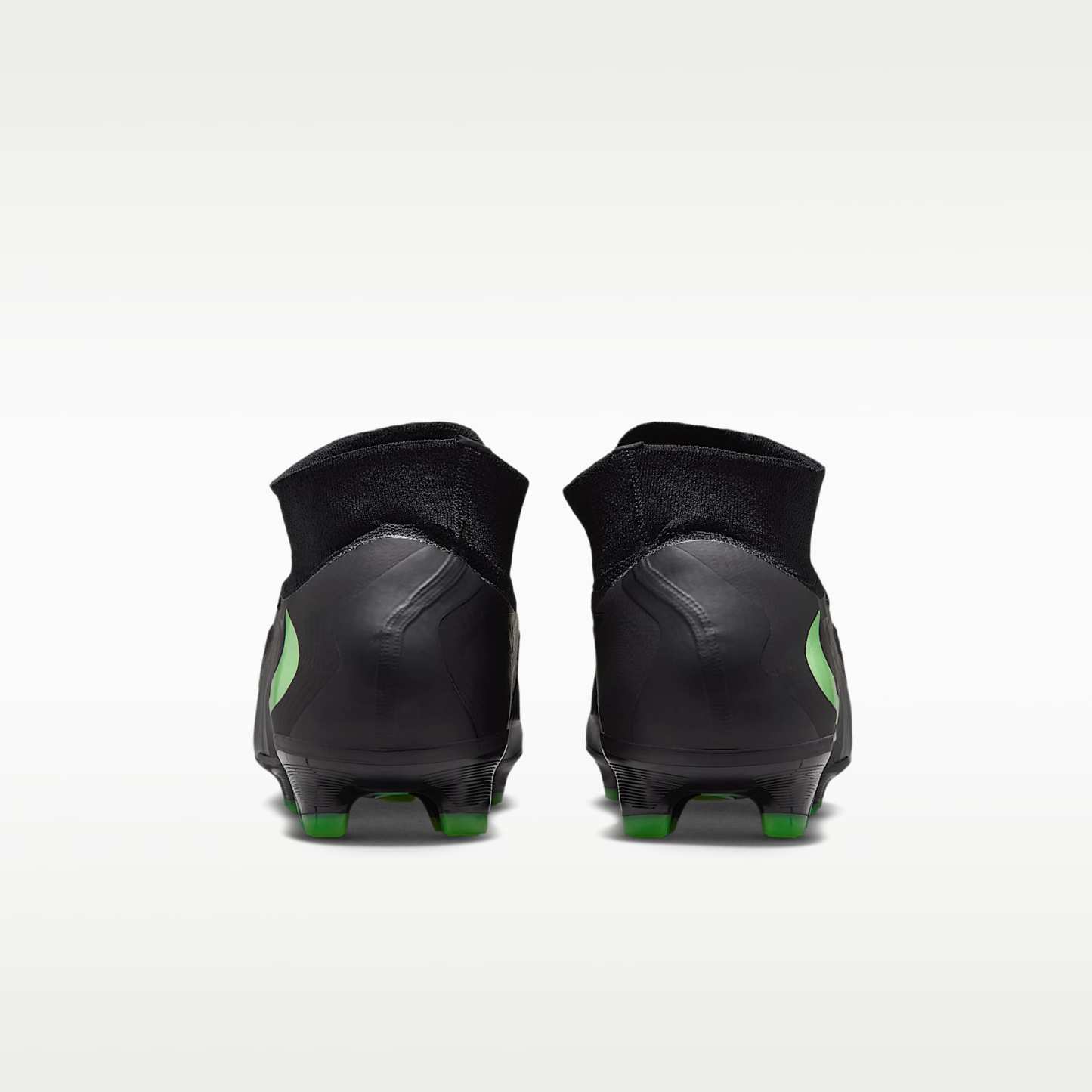 Nike Phantom 6 High Pro Fußballschuh für normalen Rasen – Schwarz/Schwarz/Illusion Green