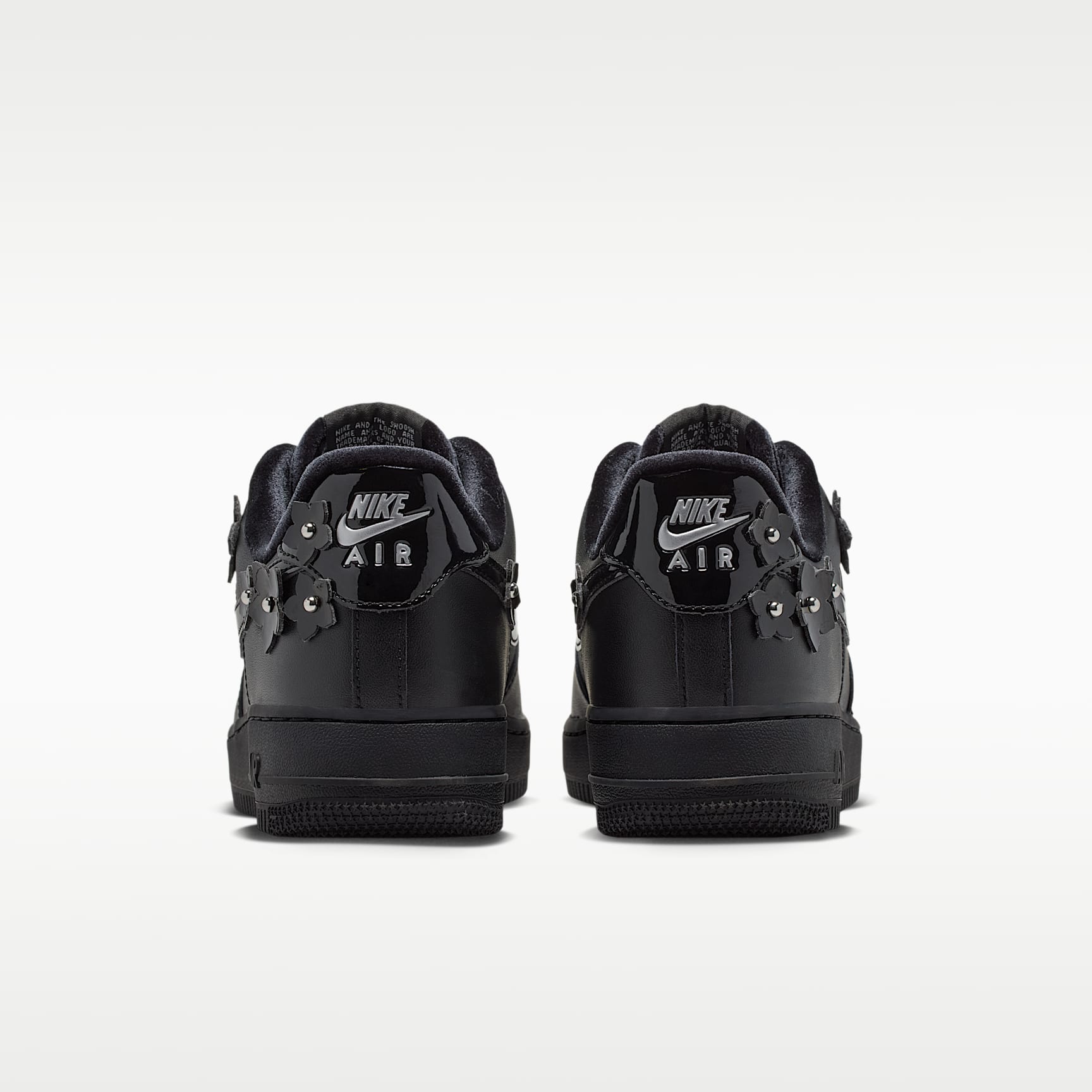 Nike Air Force 1 '07 "Florette" Schuh (Damen) – Schwarz/Off Noir/Metallic Silver/Schwarz