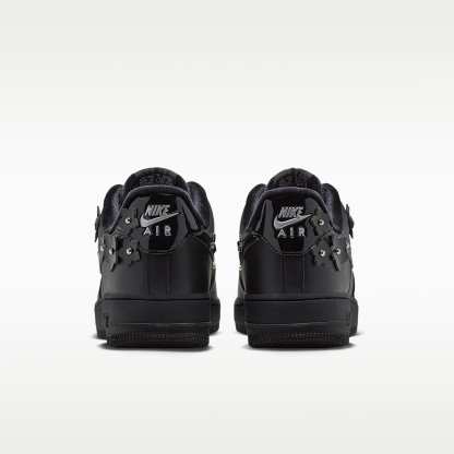 Nike Air Force 1 '07 "Florette" Schuh (Damen) – Schwarz/Off Noir/Metallic Silver/Schwarz