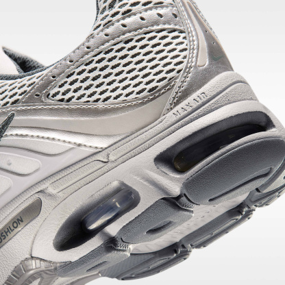 Nike Air Max Moto 2K Schuh (Herren) – Vast Grey/College Grey/Iron Grey/Vast Grey