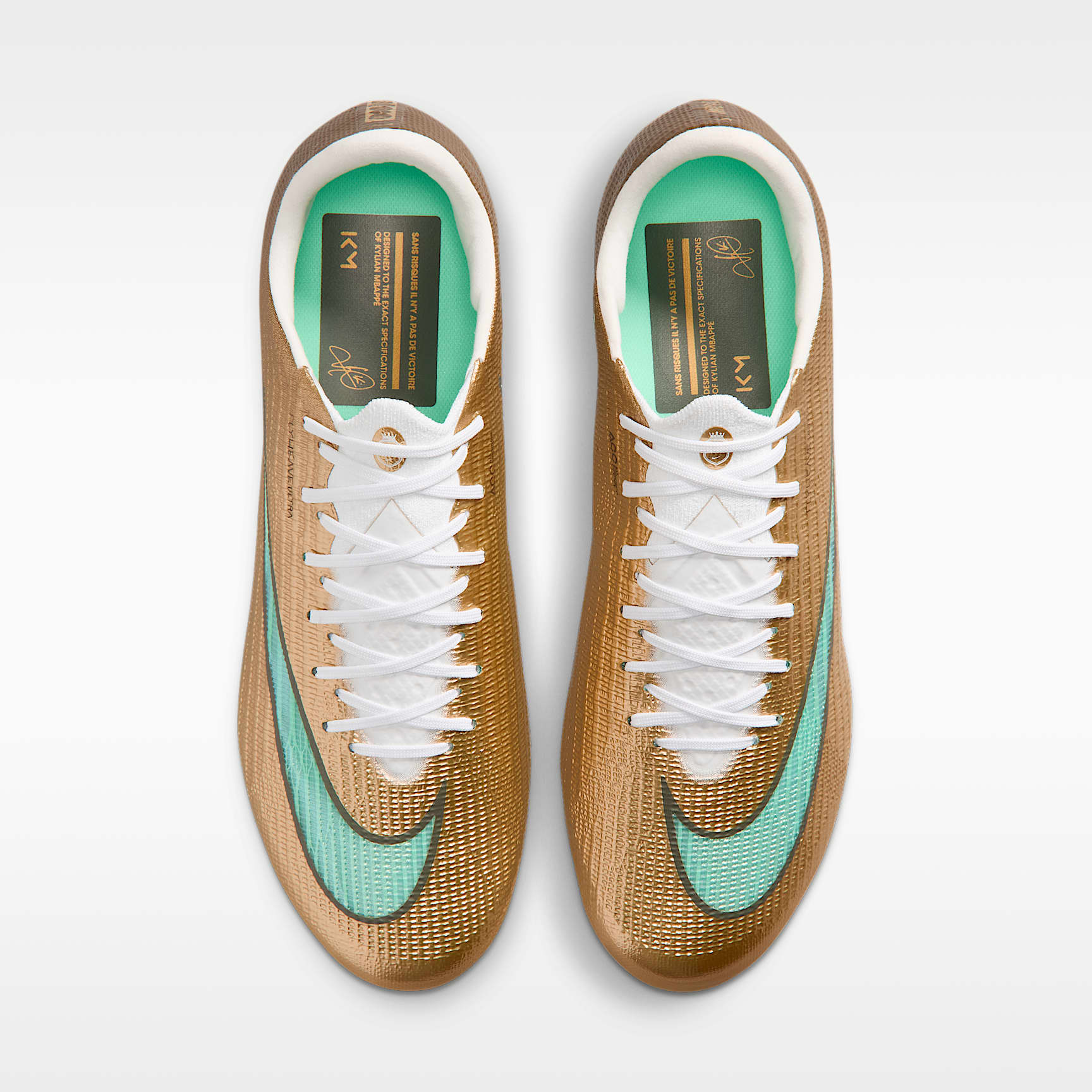 Nike Mercurial Superfly 11 Elite „Kylian Mbappé“ Low-Top-Fußballschuh für Kunstrasen – Metallic Gold/Green Glow