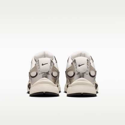 Nike V5 RNR Schuh (Herren) – Phantom/Moon Particle/Burgundy Ash/Phantom