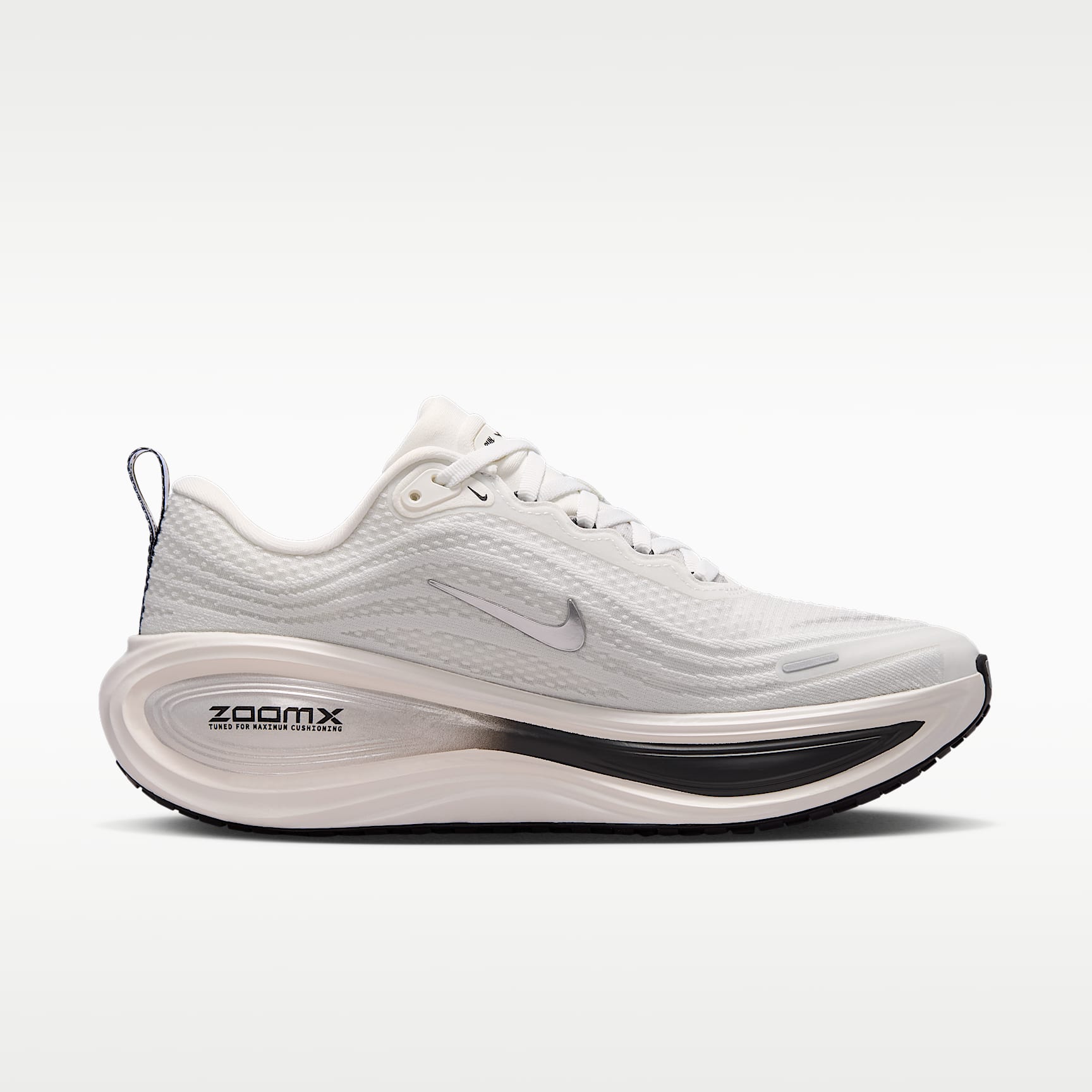 Nike Vomero Plus Straßenlaufschuh (Damen) – Summit White/Sail/Anthracite/Metallic Silver