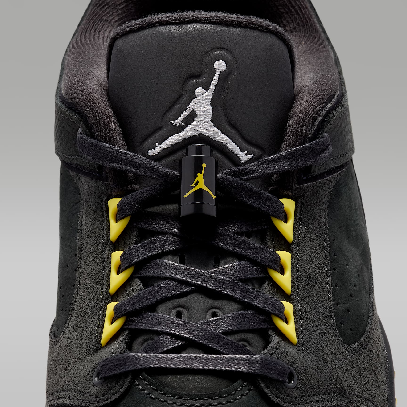 Jordan Sixty Plus Low Herrenschuh – Night Forest/Schwarz/Bright Citron/Weiß