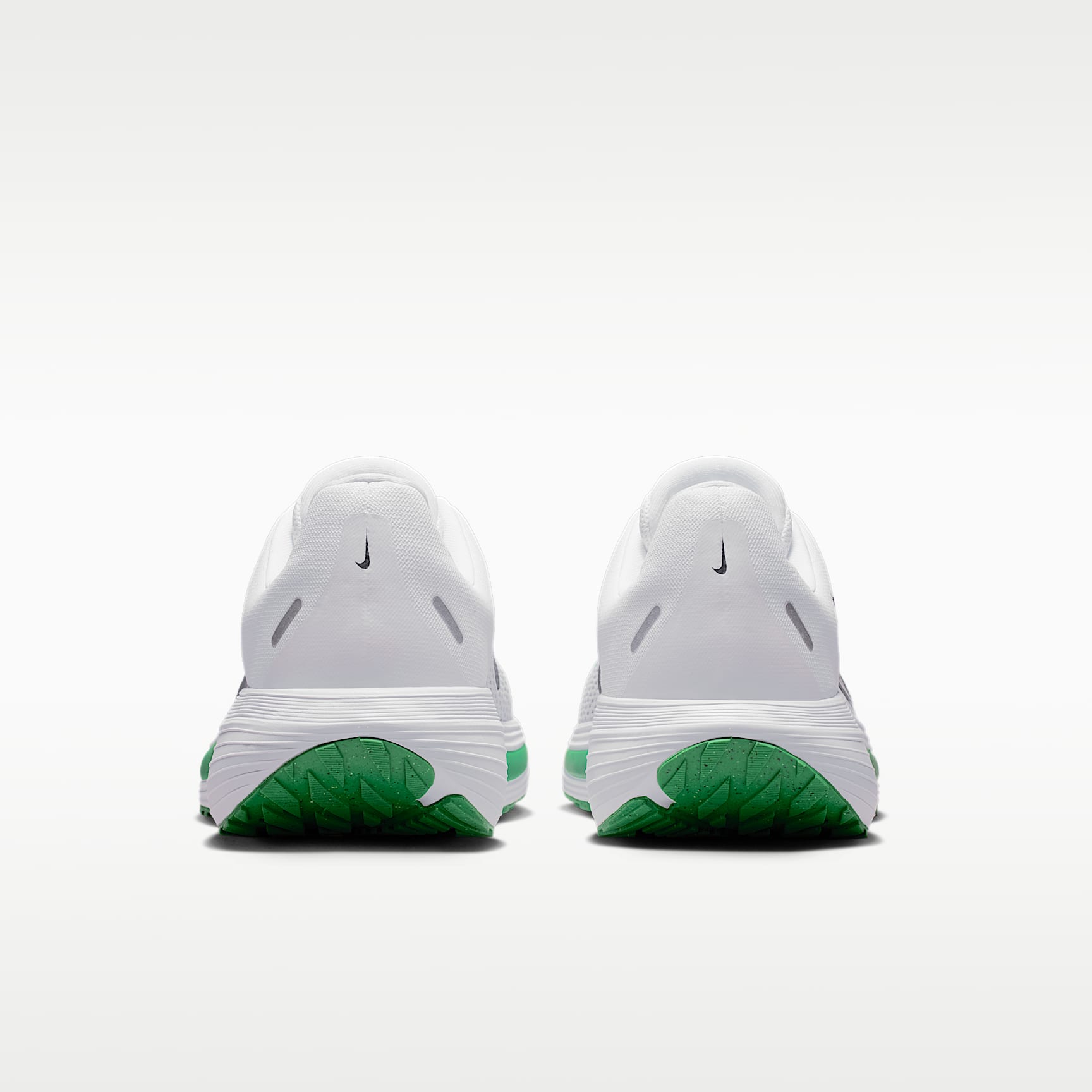 Nike Quest 7 Straßenlaufschuhe (Herren) – Weiß/Green Spark/Midnight Navy