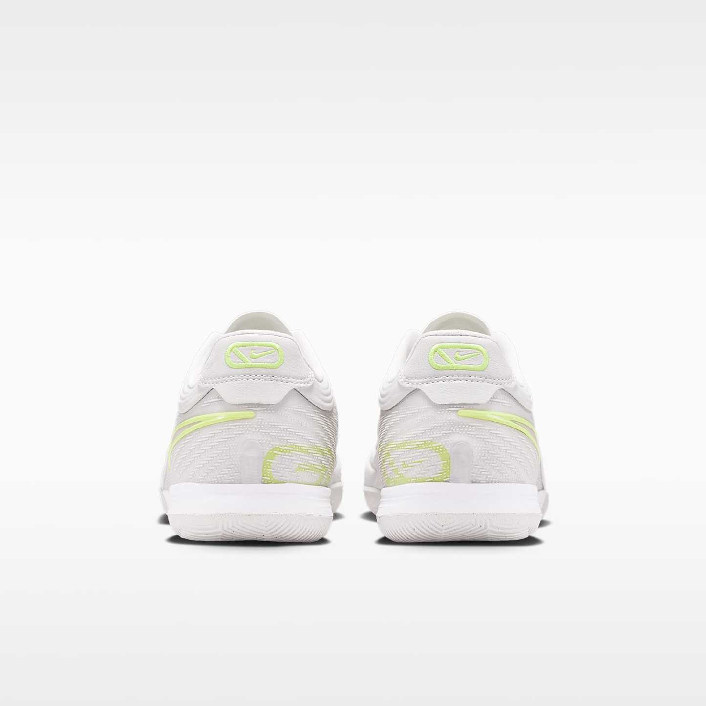 Nike Tiempo Reactgato Low Top Fußballschuh für Hallen- und Hartplätze – Vast Grey/Lemon Venom/Moon Particle