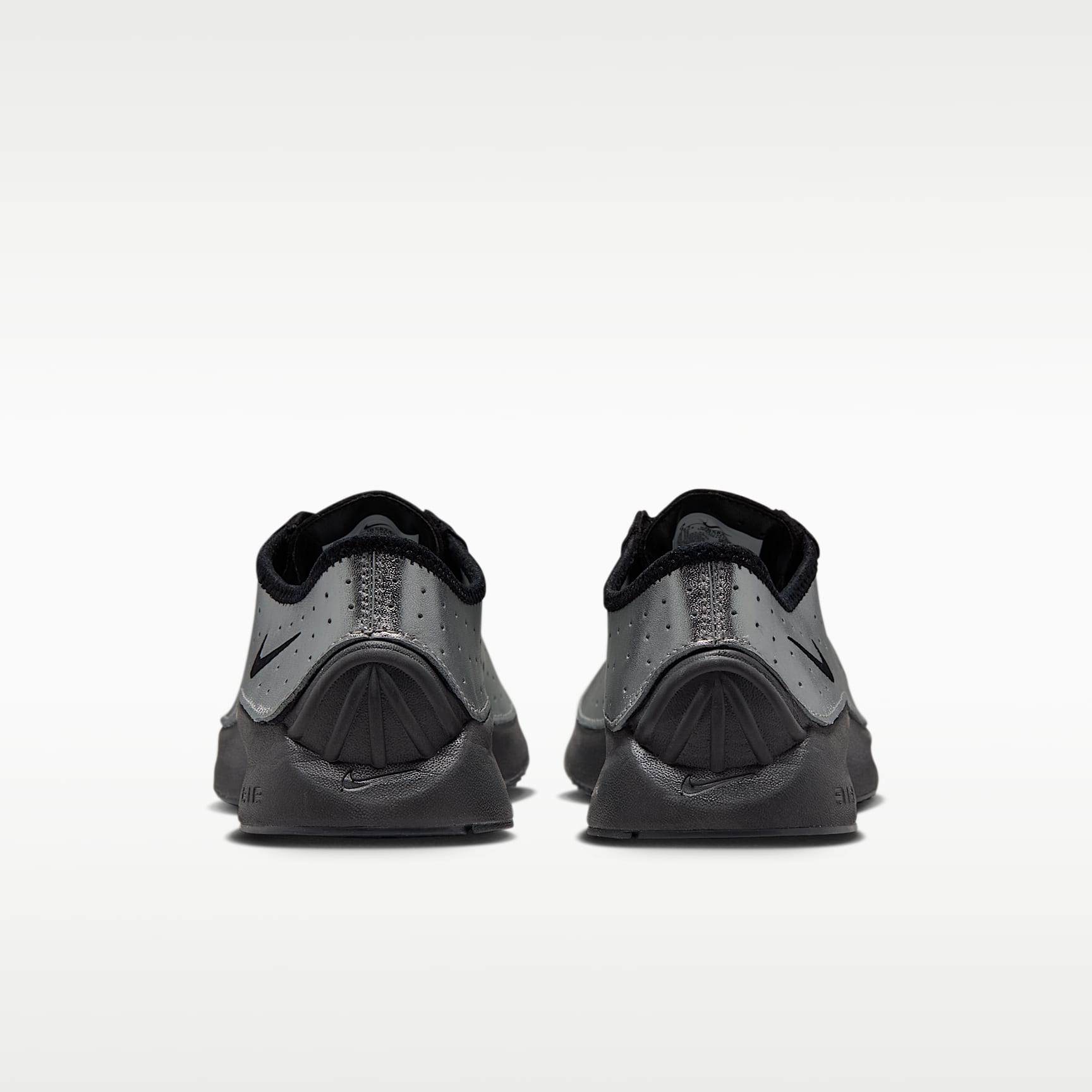 Nike Air Superfly Schuh (Damen) – Metallic Silver/Anthracite/Volt/Schwarz