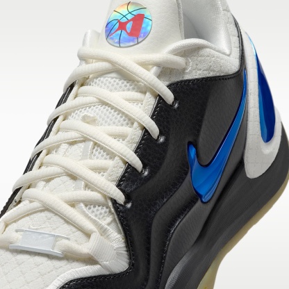 A'Two "WNBA 30th" A'ja Wilson Basketballschuhe – Schwarz/Multi-Color/Metallic Silver