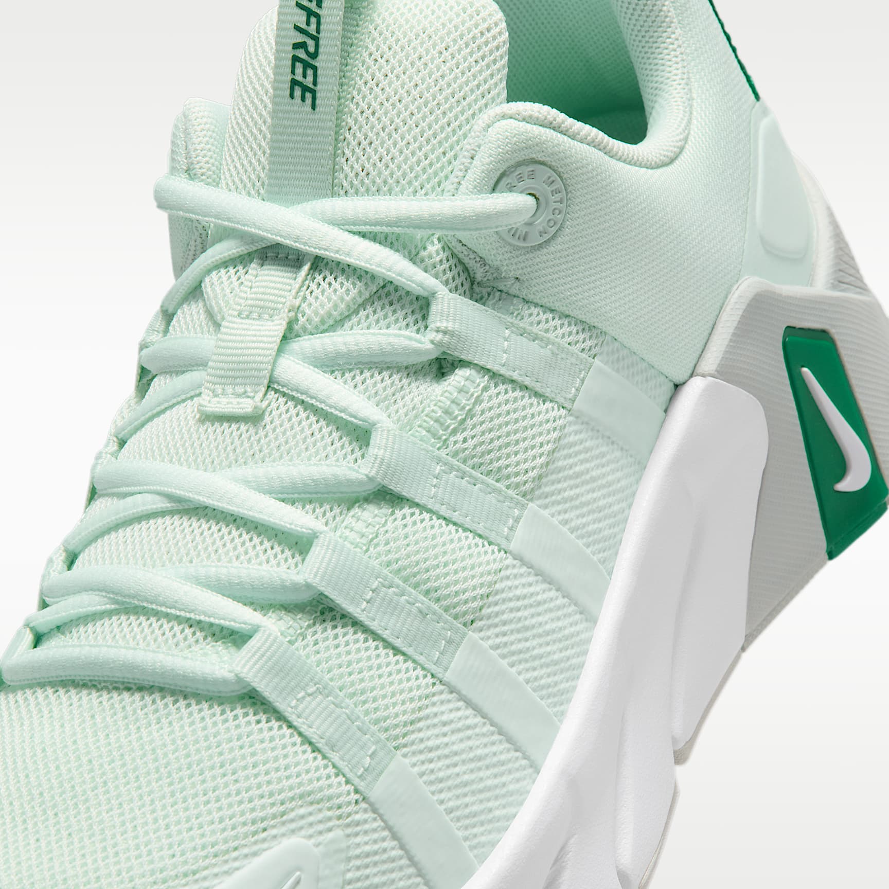 Nike Free Metcon 7 Trainingsschuhe (Damen) – Barely Green/Malachite/Light Silver/Weiß