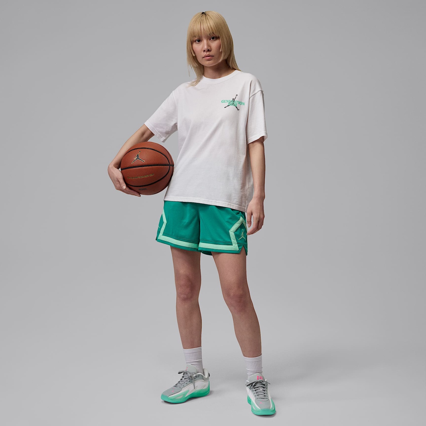 Jordan Heir Series 2 "Seafoam" Basketballschuh – Weiß/Metallic Silver/Pink Blast/Light Pumice