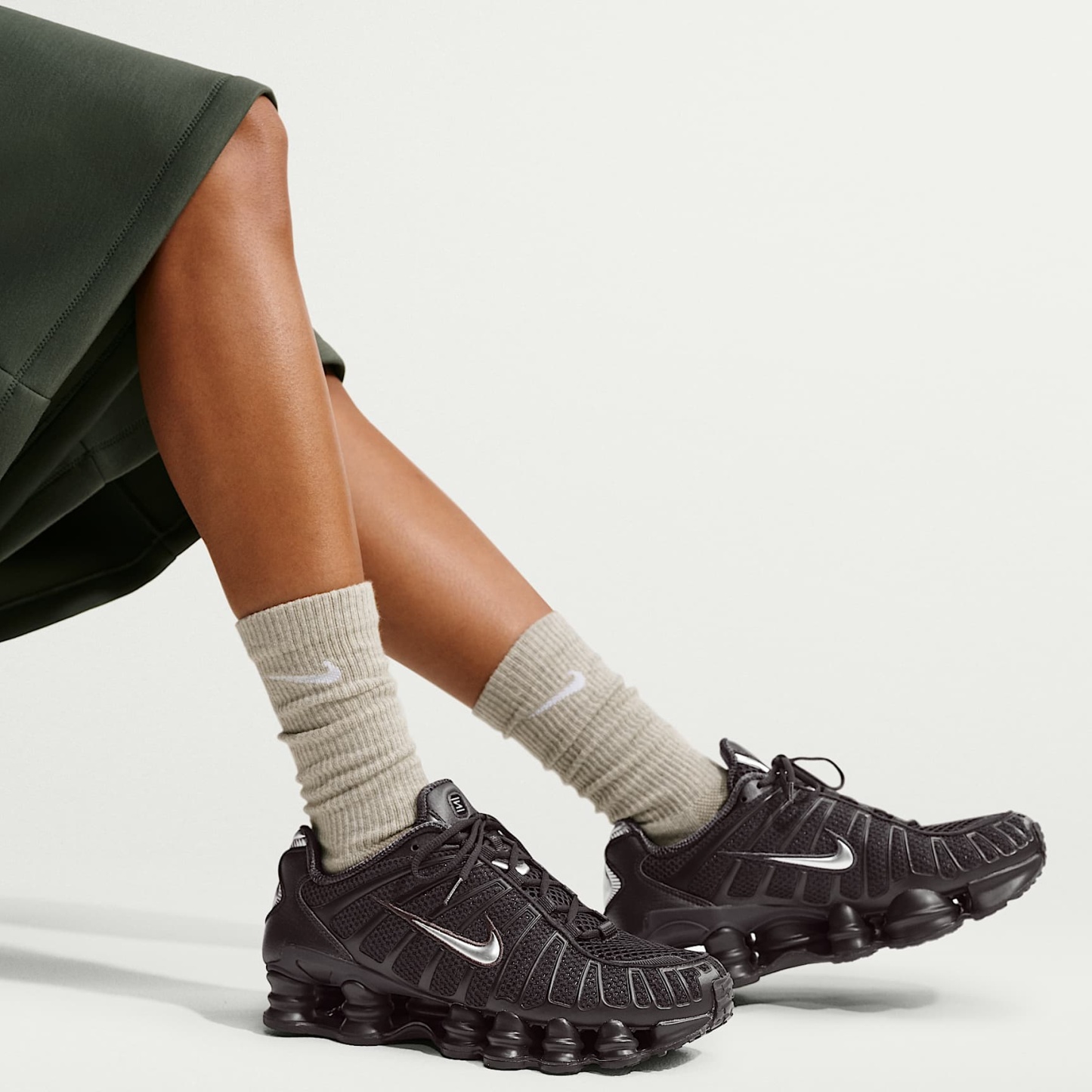 Nike Shox TL Schuh (Damen) – Velvet Brown/Metallic Silver