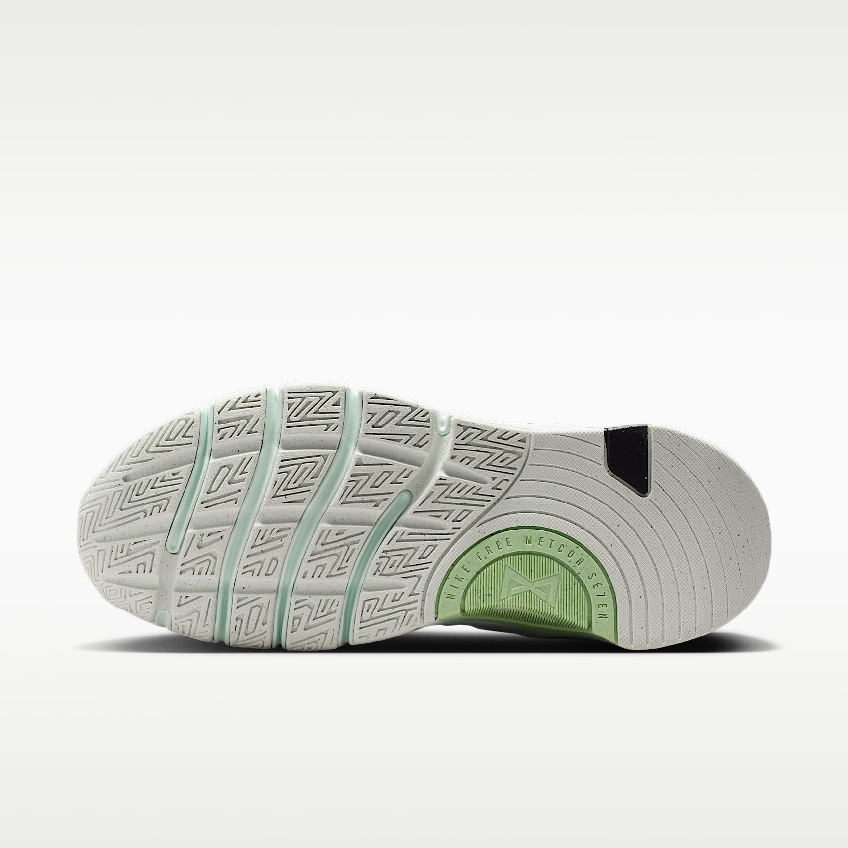 Nike Free Metcon 7 Trainingsschuhe (Damen) – Off White/Cucumber Calm/Barely Green/Weiß