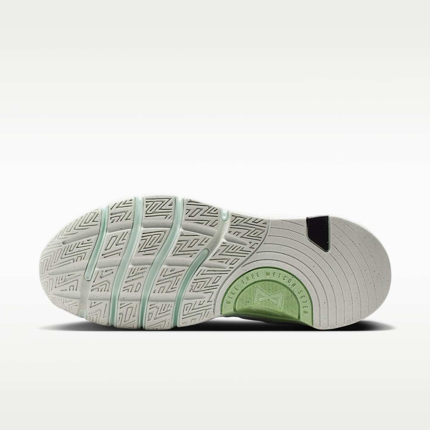 Nike Free Metcon 7 Trainingsschuhe (Damen) – Off White/Cucumber Calm/Barely Green/Weiß