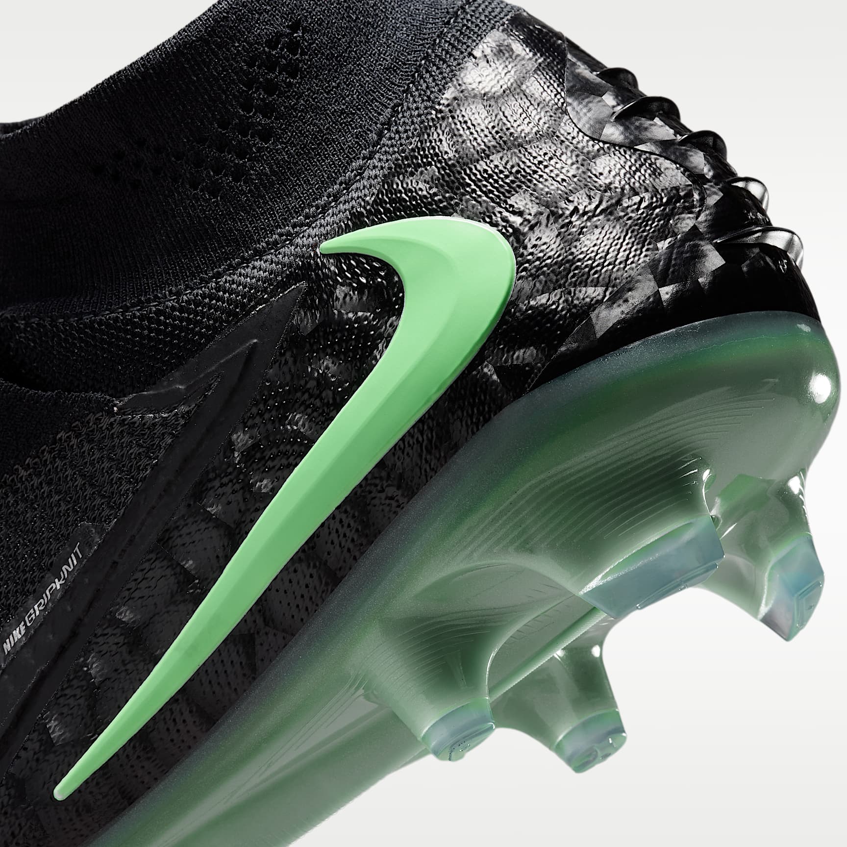 Nike Phantom 6 High Elite Fußballschuh für normalen Rasen – Schwarz/Schwarz/Illusion Green