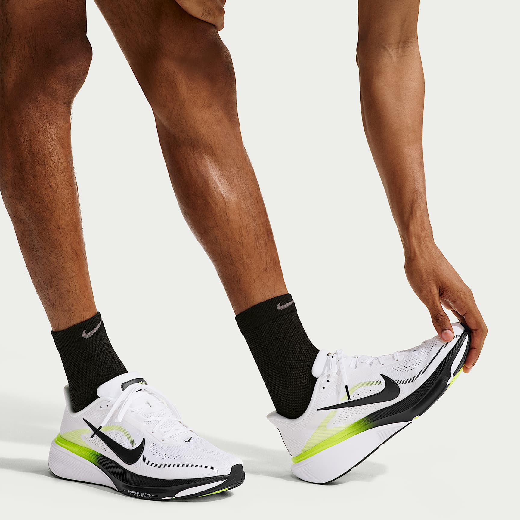 Nike Pegasus 42 Straßenlaufschuh (Herren) – Weiß/Lemon Venom/Weiß/Schwarz