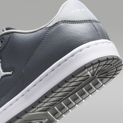 Jordan Court Connect Low Herrenschuhe – Smoke Grey/Weiß/Light Smoke Grey