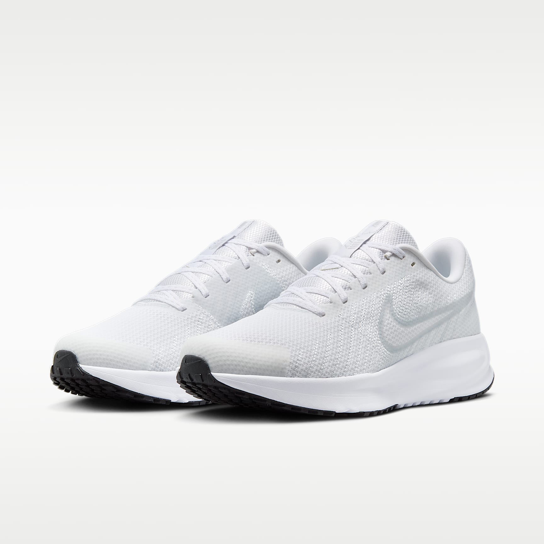 Nike Run Defy Straßenlaufschuh (Herren) – Weiß/Schwarz/Pure Platinum