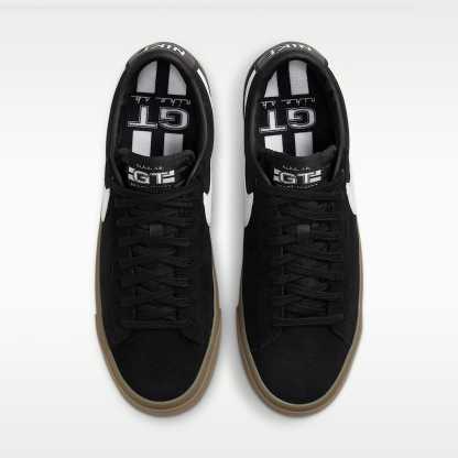 Nike SB Zoom Blazer Low Pro GT Skateboardschuh – Schwarz/Schwarz/Weiß/Weiß