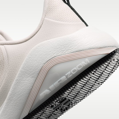 Nike Bella 7 Workout-Schuh (Damen) – Phantom/Sail/Schwarz/Light Smoke Grey