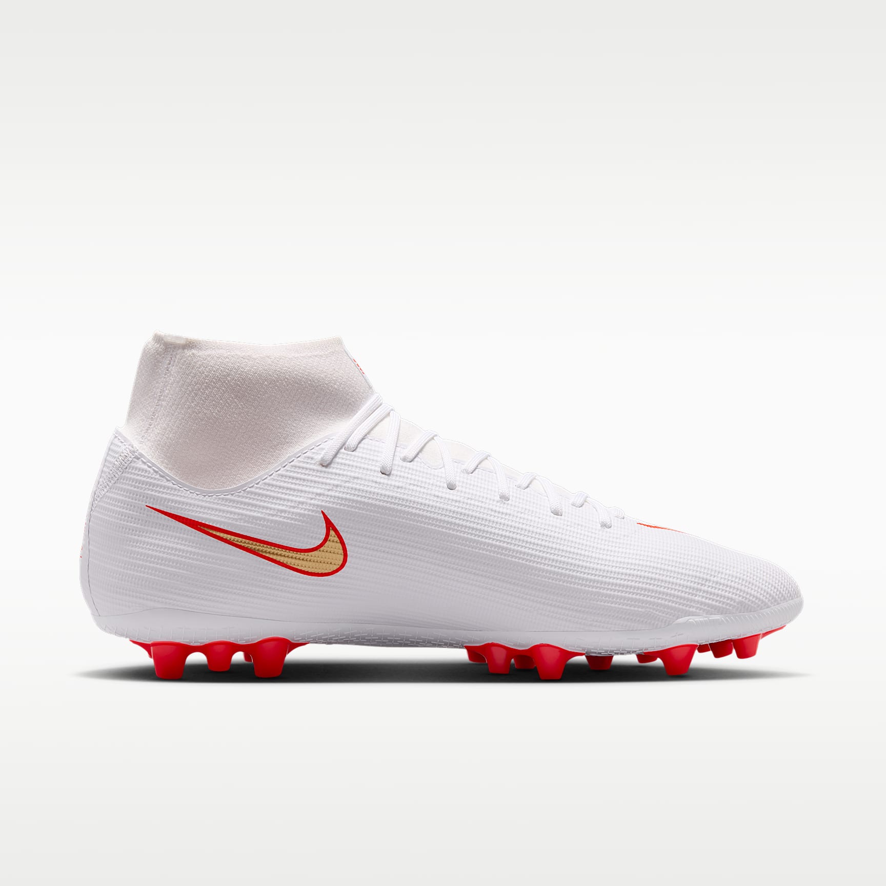 Nike Mercurial Superfly 11 Academy High-Top-Fußballschuh für Kunstrasen – Weiß/Bright Crimson/Blur