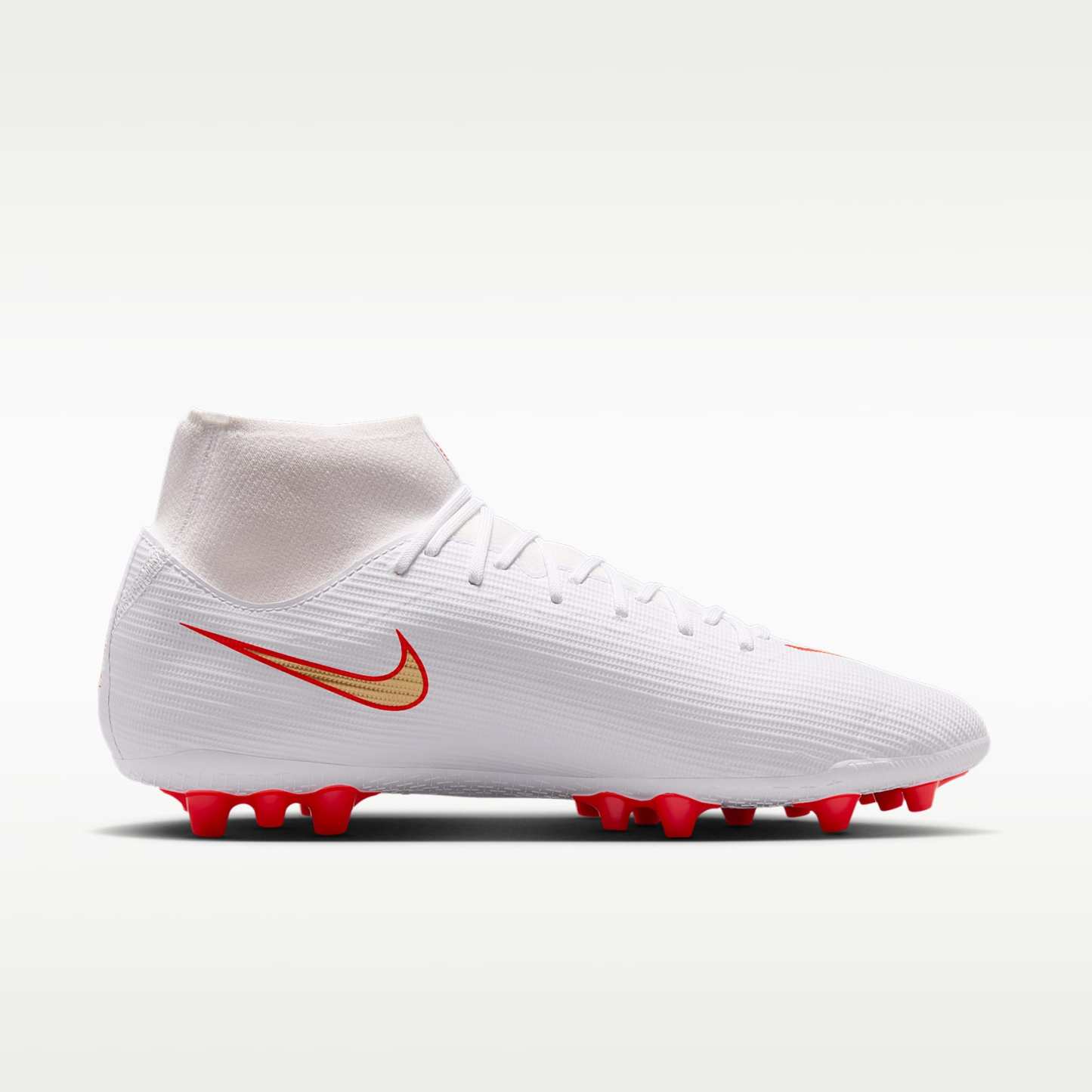 Nike Mercurial Superfly 11 Academy High-Top-Fußballschuh für Kunstrasen – Weiß/Bright Crimson/Blur