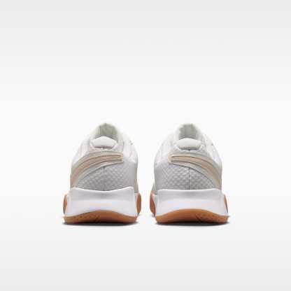 NikeCourt Lite 4 Herren-Tennisschuh – Weiß/Summit White/Linen/Light Orewood Brown
