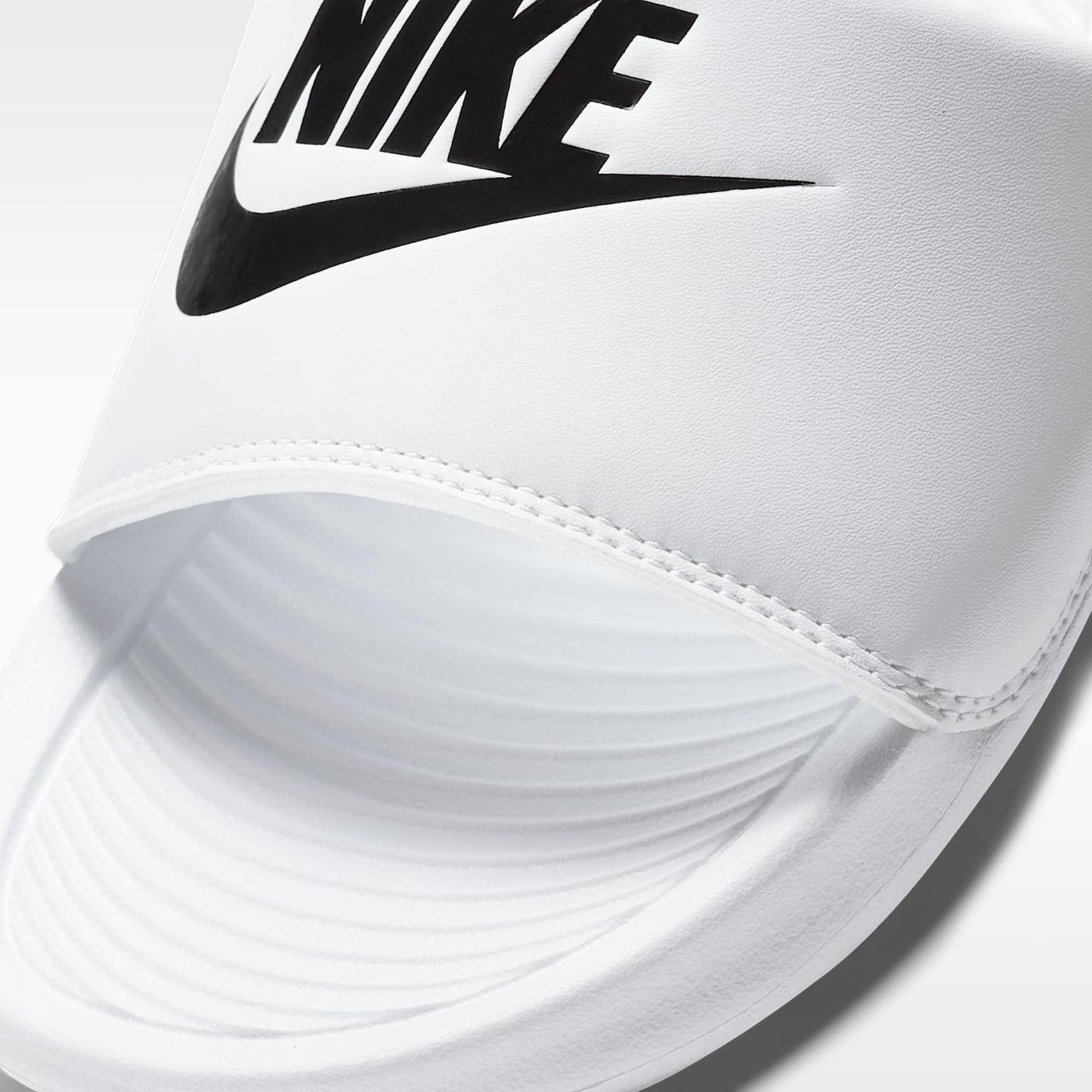 Nike Victori One Damen-Badeslipper – Weiß/Weiß/Schwarz
