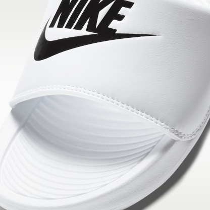Nike Victori One Damen-Badeslipper – Weiß/Weiß/Schwarz