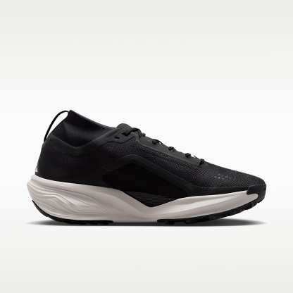 ACG Pegasus Trail GORE-TEX wasserdichter Traillaufschuh (Herren) – Schwarz/Light Orewood Brown/Anthracite/Summit White