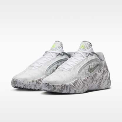 Giannis Freak 8 Basketballschuh – Weiß/Light Smoke Grey/Schwarz/Metallic Silver