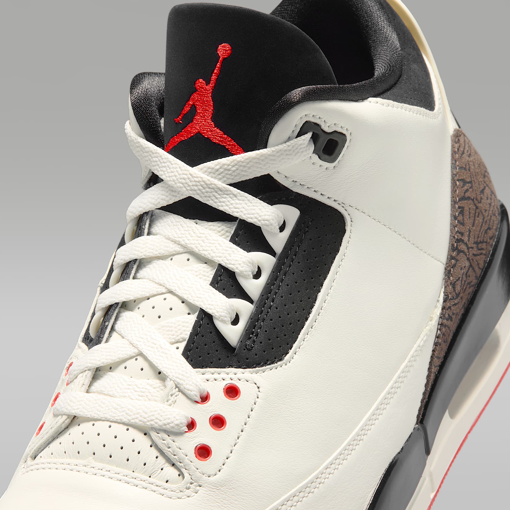 Air Jordan 3 "World's Best" Schuh (Herren) – Sail/University Red/Pale Ivory/Schwarz