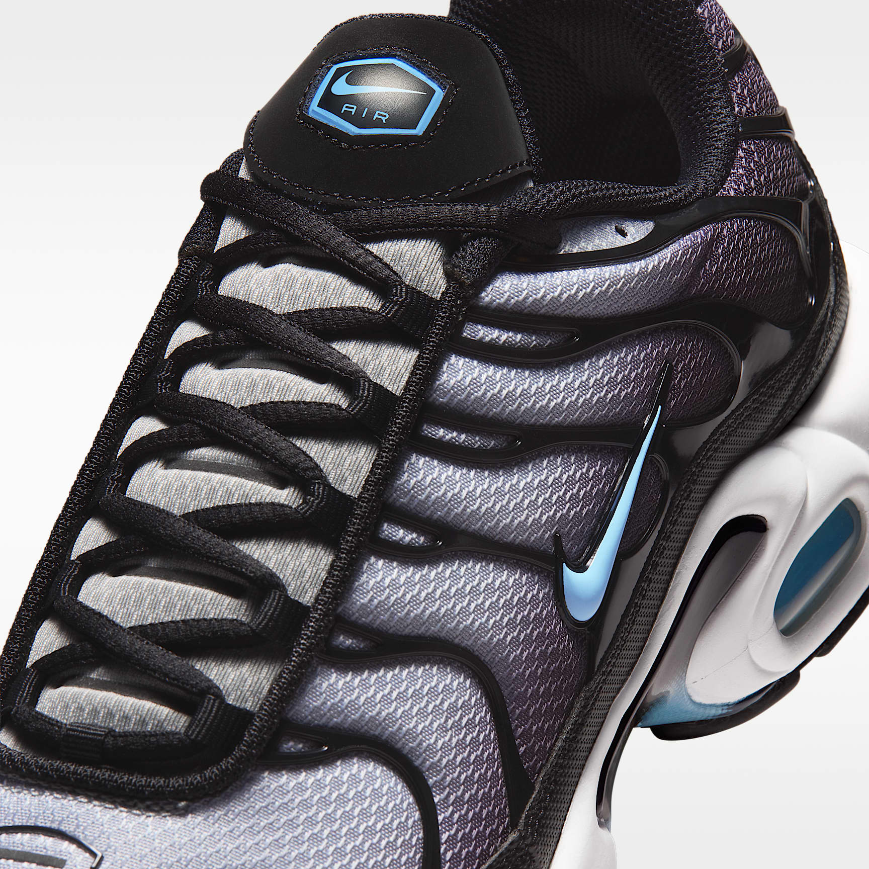 Nike Air Max Plus Schuh (Herren) – Schwarz/Light Smoke Grey/Weiß/Football Blue