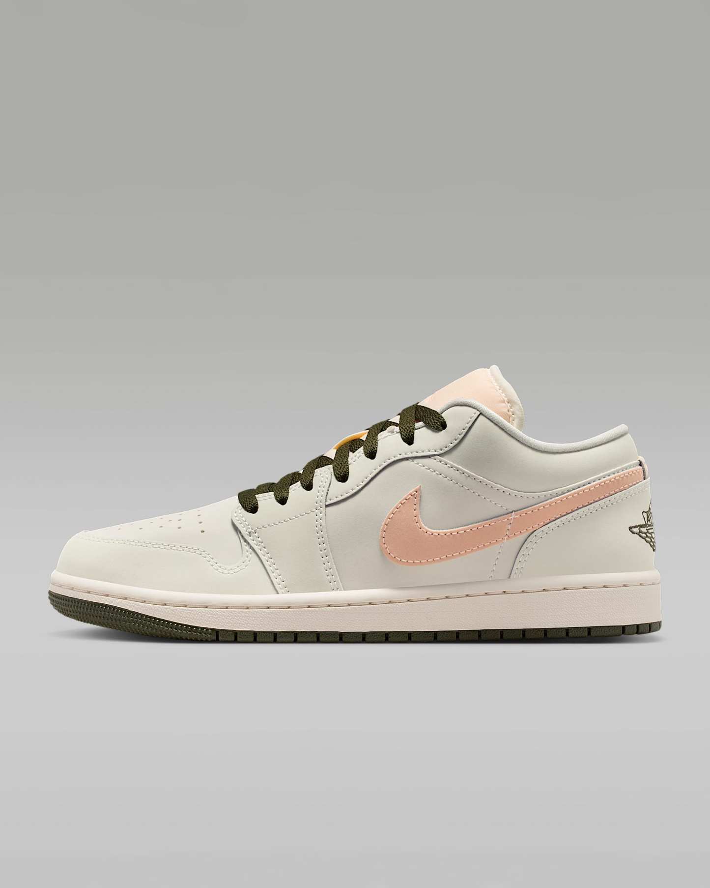 Air Jordan 1 Low Damenschuh – Sail/Crimson Tint/Cargo Khaki