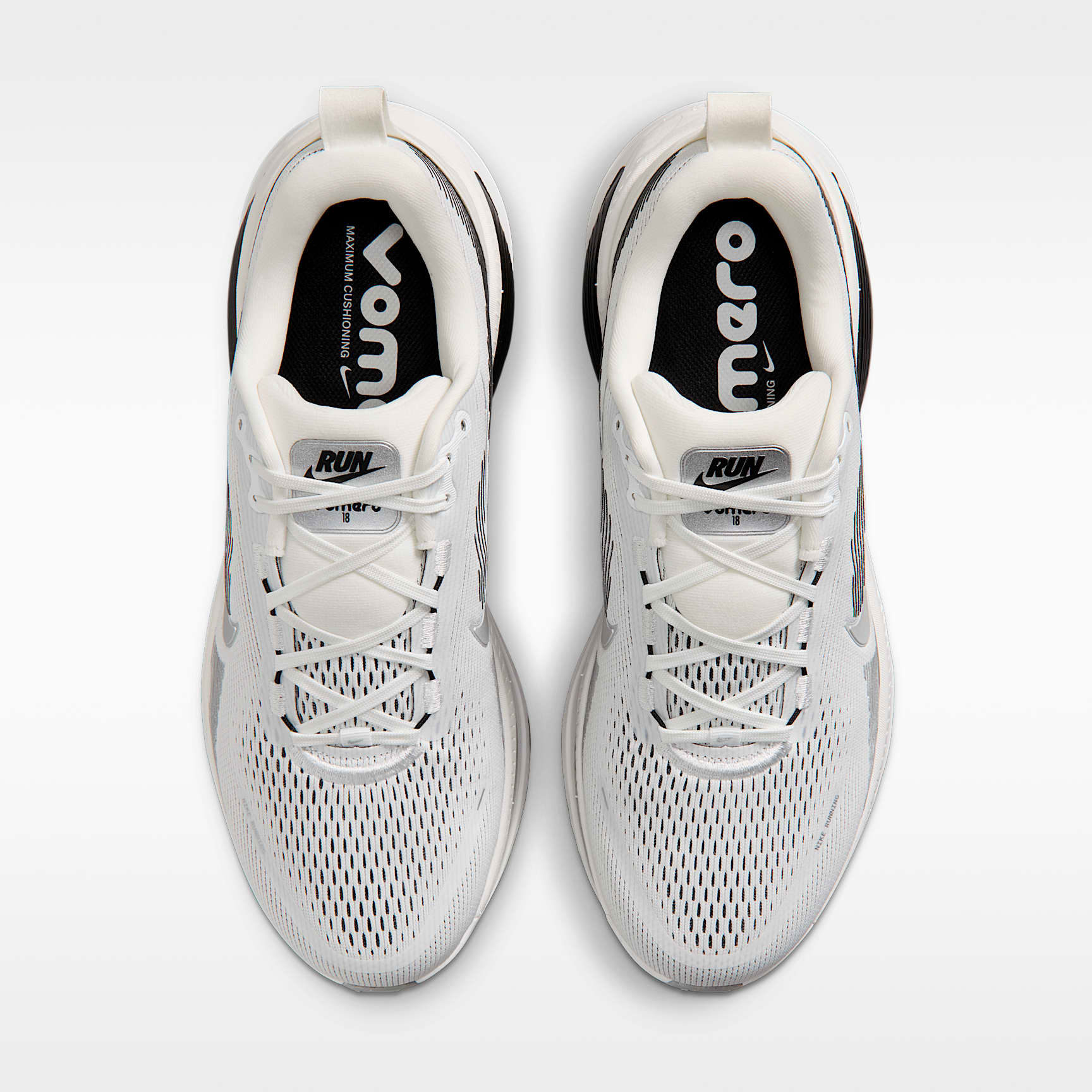 Nike Vomero 18 Straßenlaufschuh (Herren) – Summit White/Schwarz/Off White/Metallic Silver